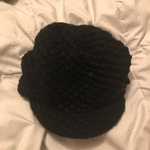 North face beanie w/ lid.